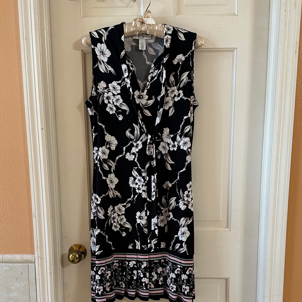 White House Black Market Black and White Floral Midi Dress
